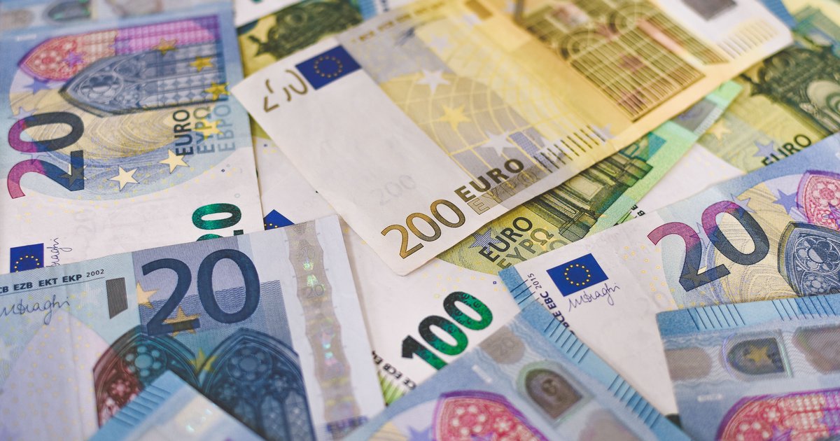 VAT number: αριθμός φορολογικής ταυτότητας